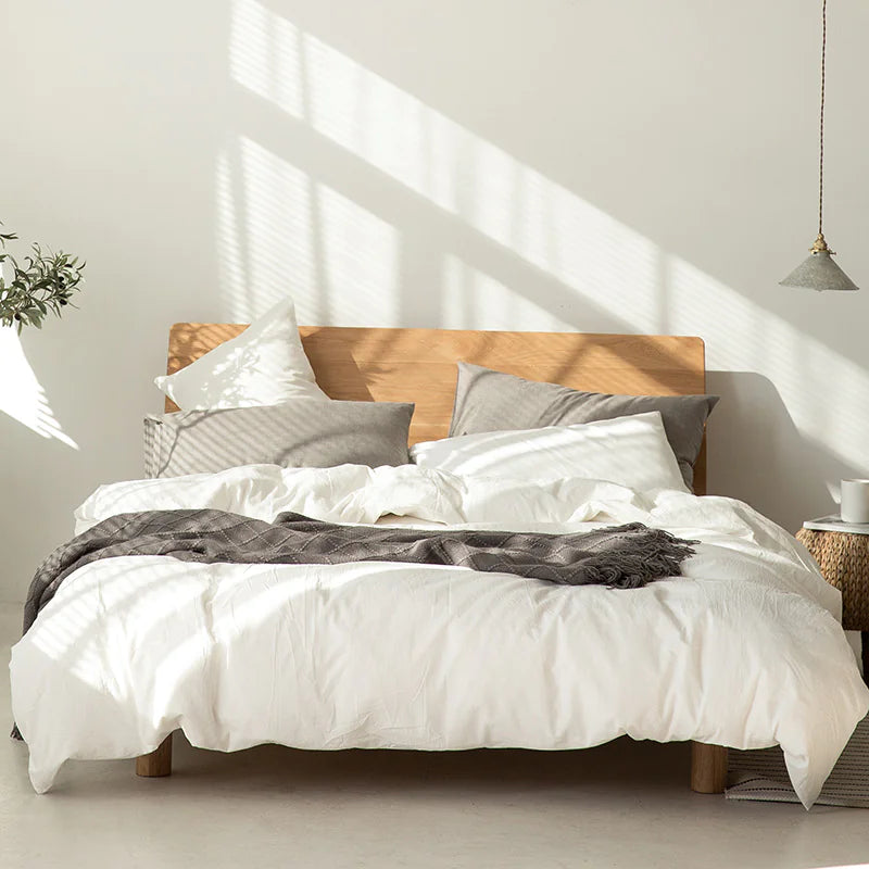 Minimalist Bedding Set