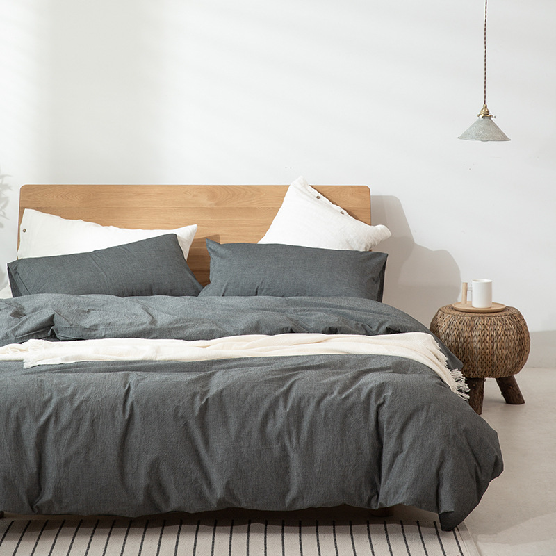 Minimalist Bedding Set