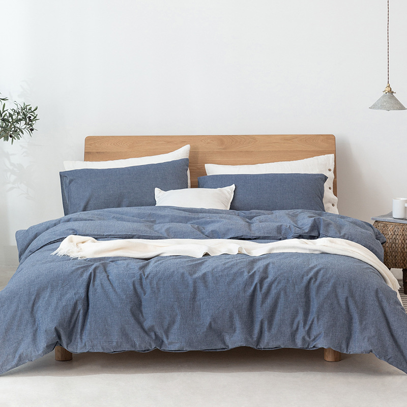 Minimalist Bedding Set
