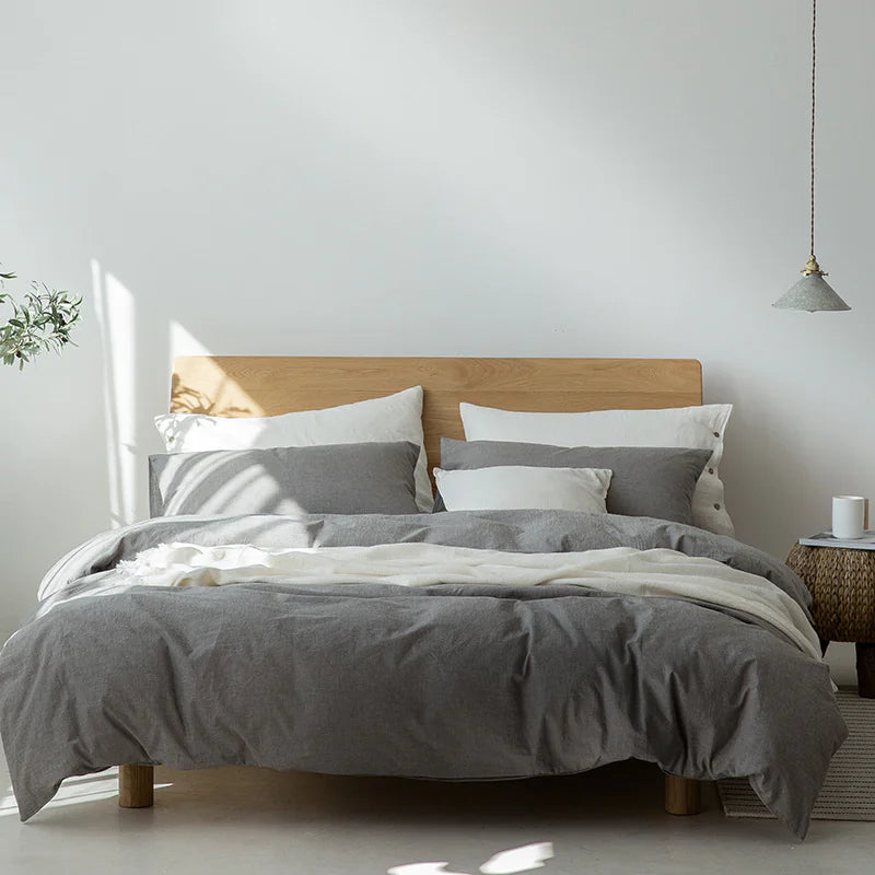Minimalist Bedding Set
