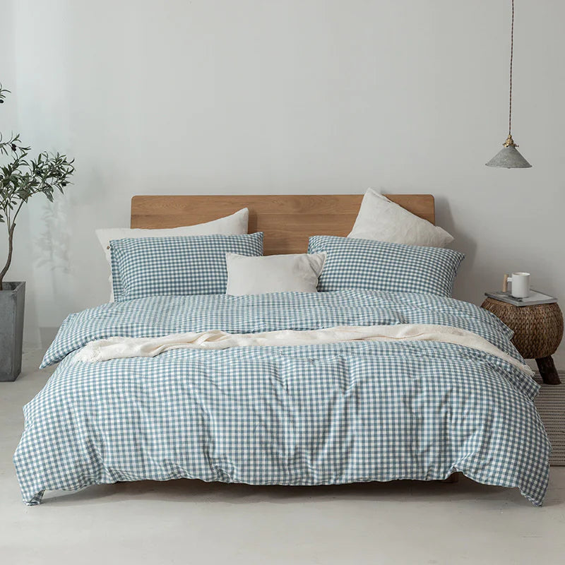 Minimalist Bedding Set