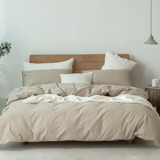 Minimalist Bedding Set
